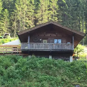 Wasserfallhuette Saalbach-Hinterglemm